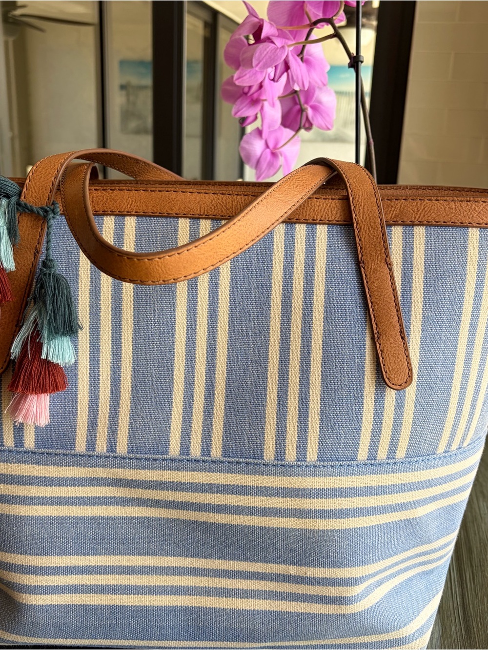 Fossil Jeanne Blue and Cream Striped Tote with Tan Leather Trim beach bag.